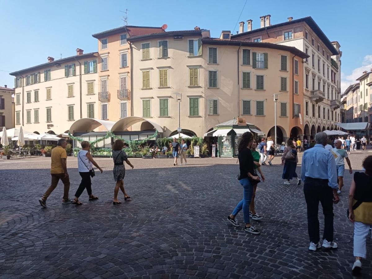 "A Casa Di Giacomo" Luxury Rooms Con Aria Condizionata Bergamo Eksteriør bilde